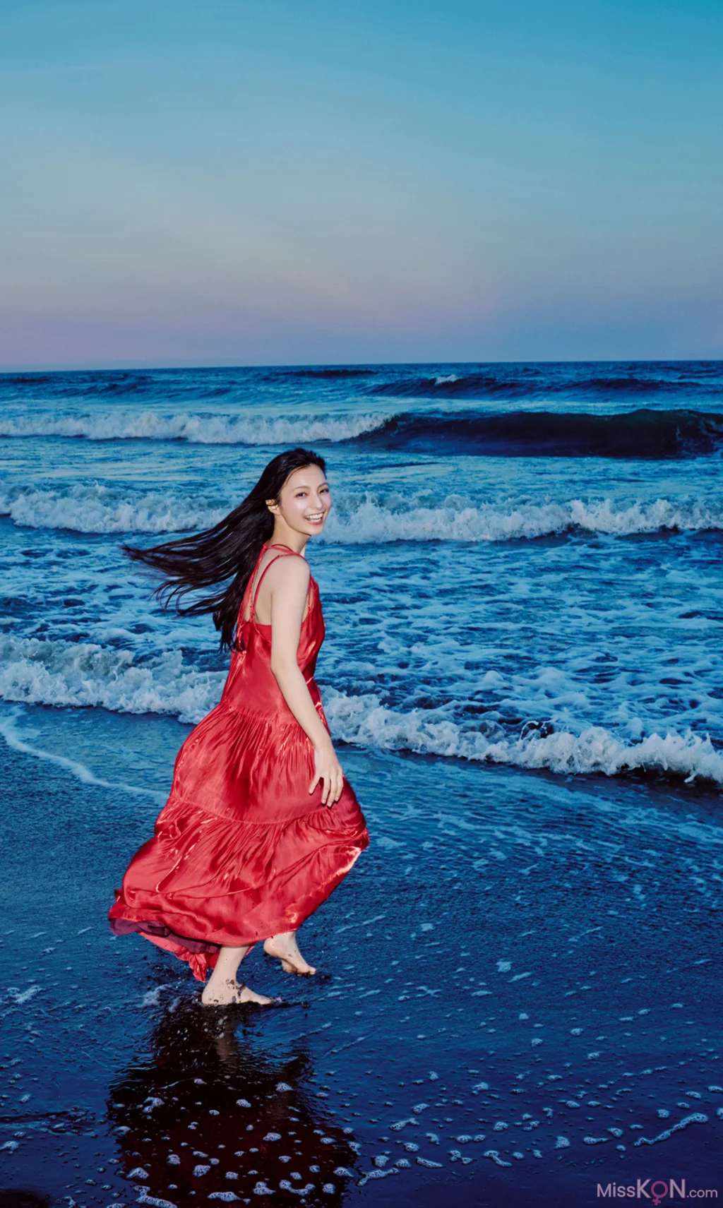[JP] Marika Kōno (高野麻里佳):【デジタル限定】 写真集 embrace 「My Girl」 (62 photos) – Page 2