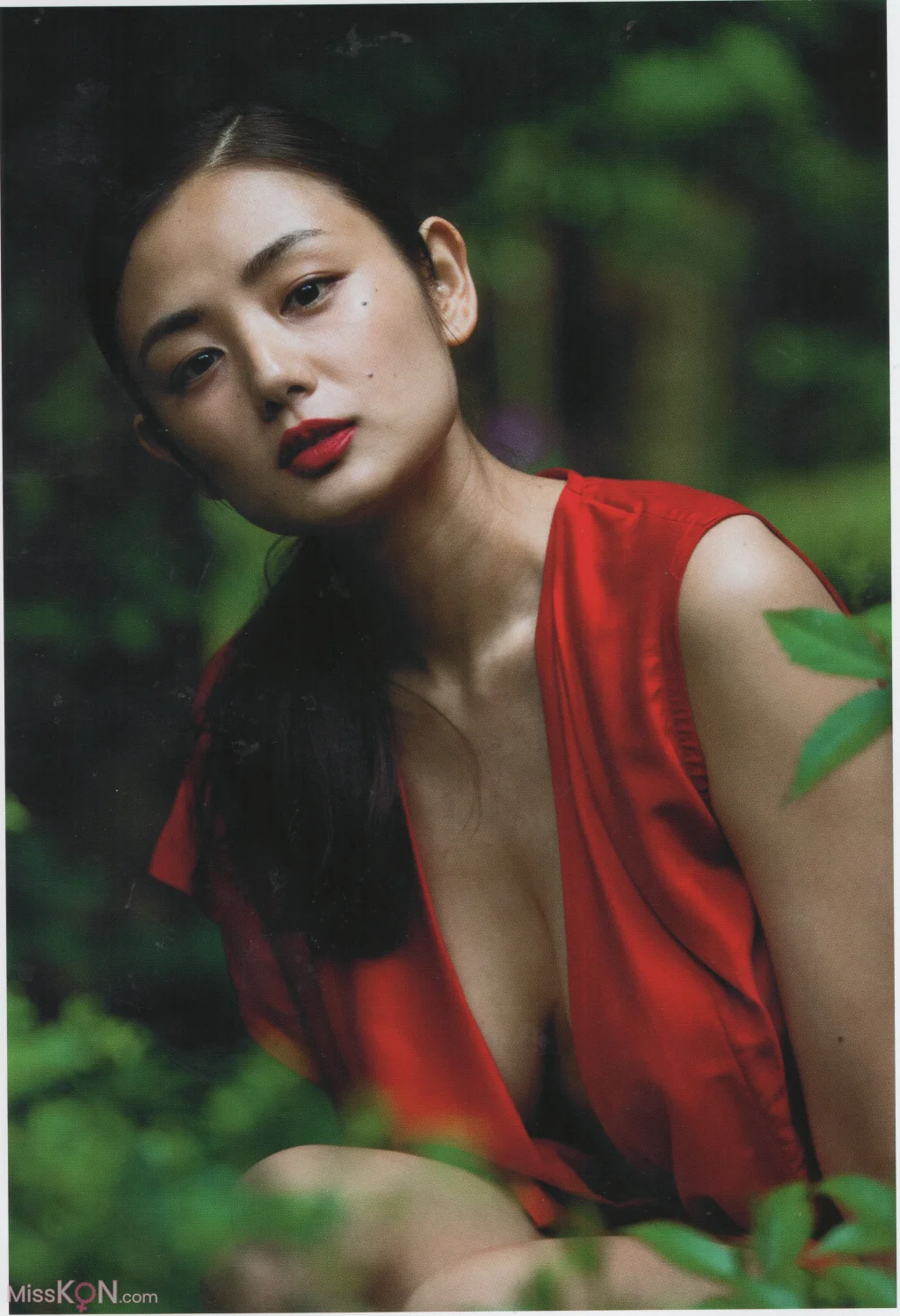 [JP] Moemi Katayama (片山萌美): Rashin《裸芯》 (81 photos)