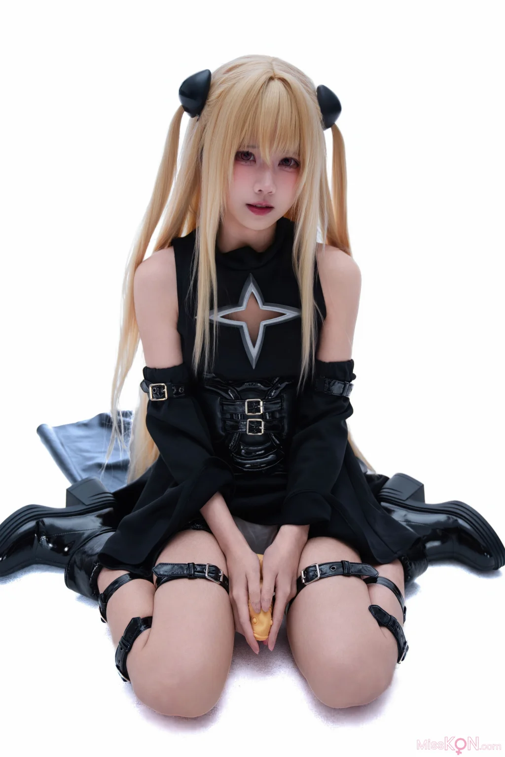 Coser@清水凪: 出包王女 金色暗影 (38 photos) – Page 2