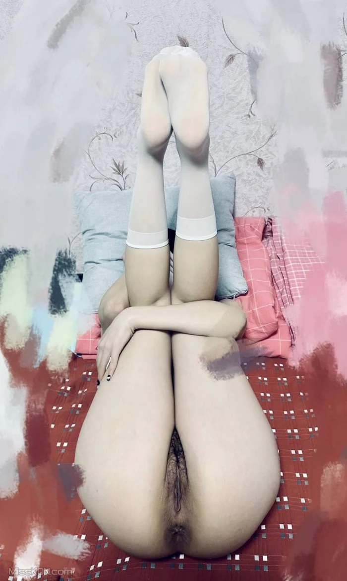 邓亚丽: 2026.01.14 舞蹈系留学生 (56 photos + 24 videos)