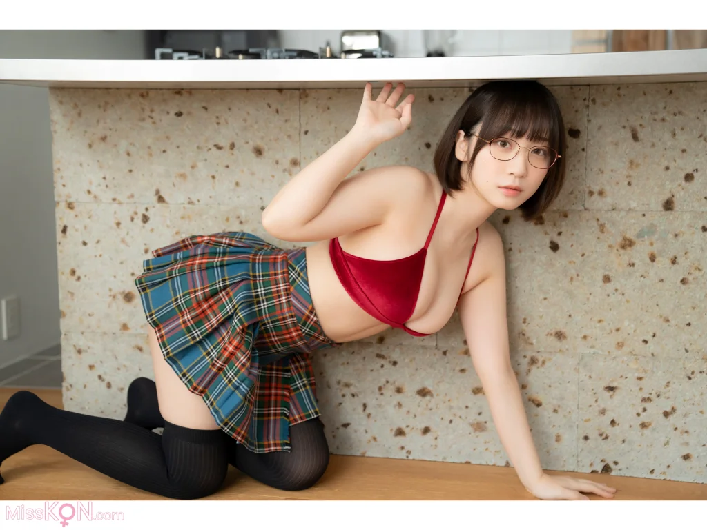 [JP] Moe Iori (伊織もえ):「もえファースト」【月チャンデジグラ】 (85 photos) – Page 2