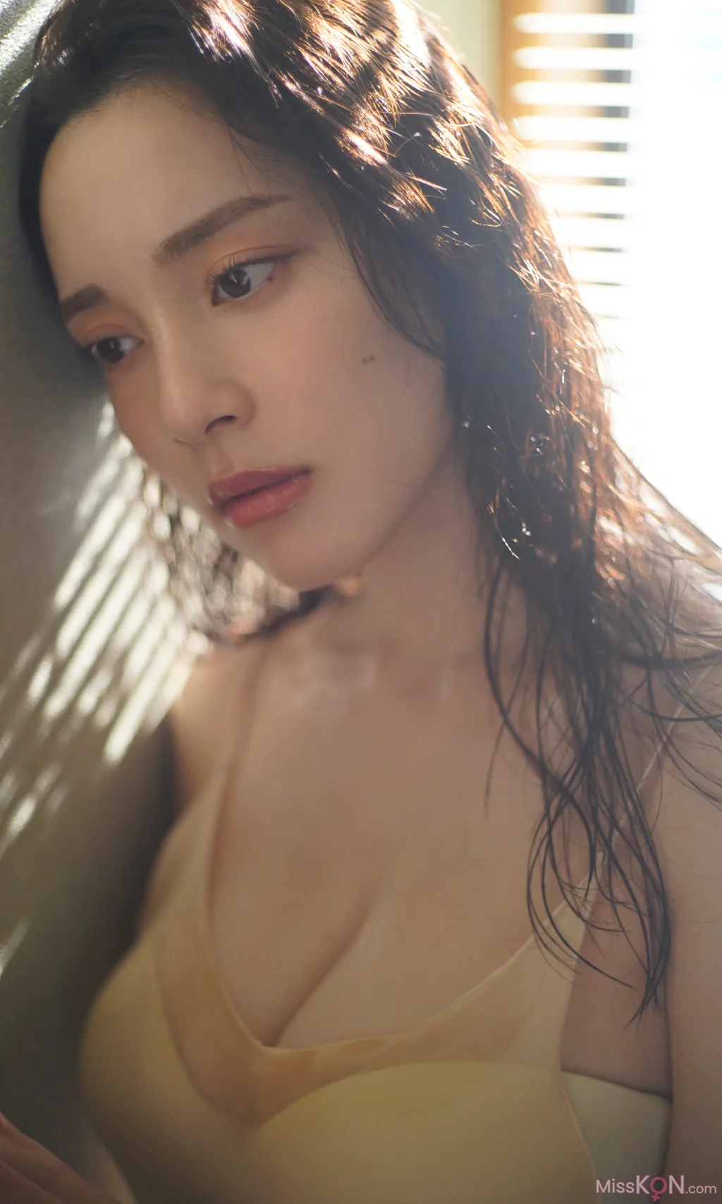 [JP] Tomaru Sayaka (都丸紗也華):【デジタル限定】写真集「DECADE」 (週プレ PHOTO BOOK) (66 photos) – Page 2