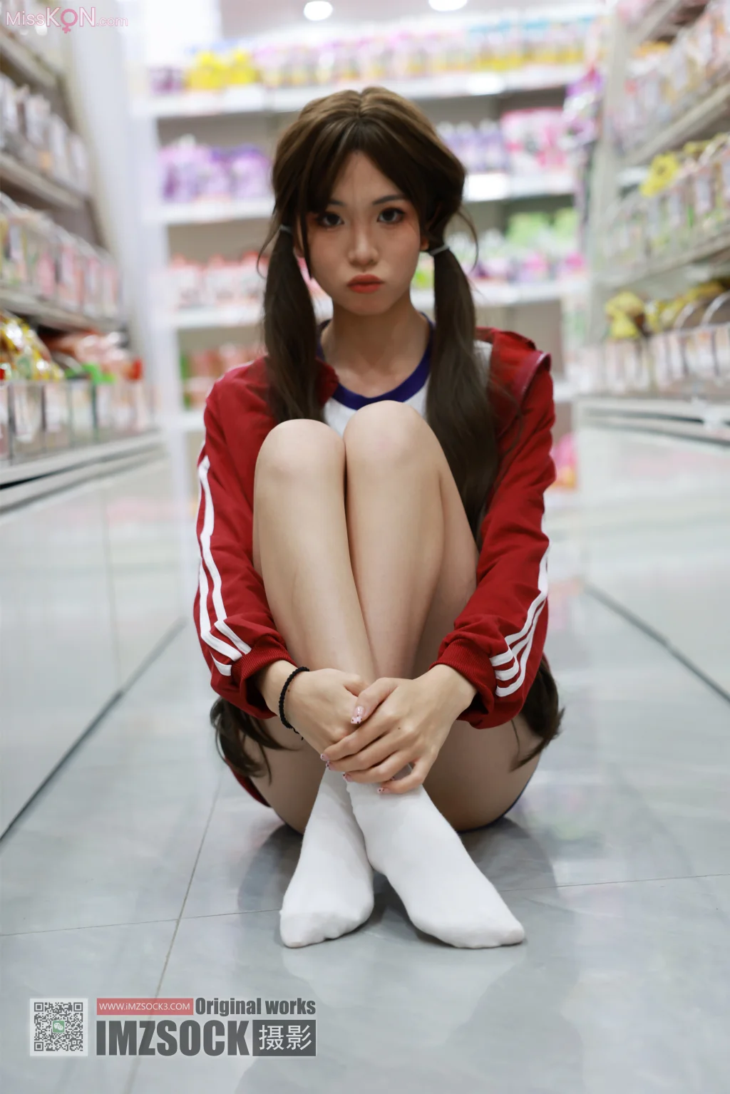 [MZSOCK爱美足] No.348 秋秋 (113 photos)