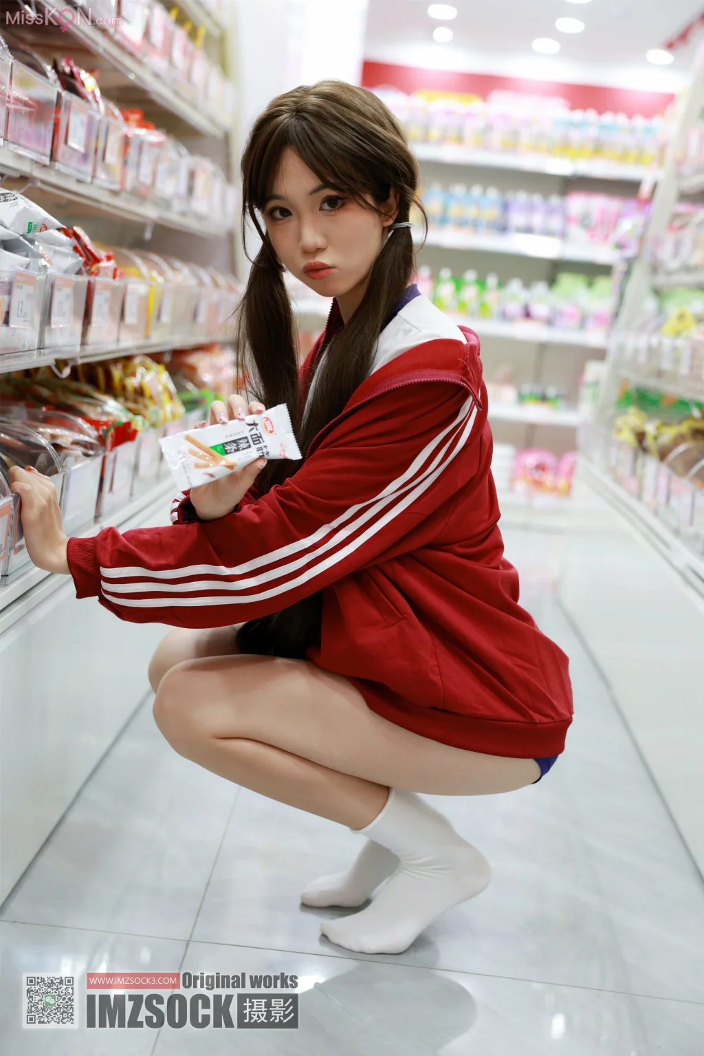 [MZSOCK爱美足] No.348 秋秋 (113 photos)