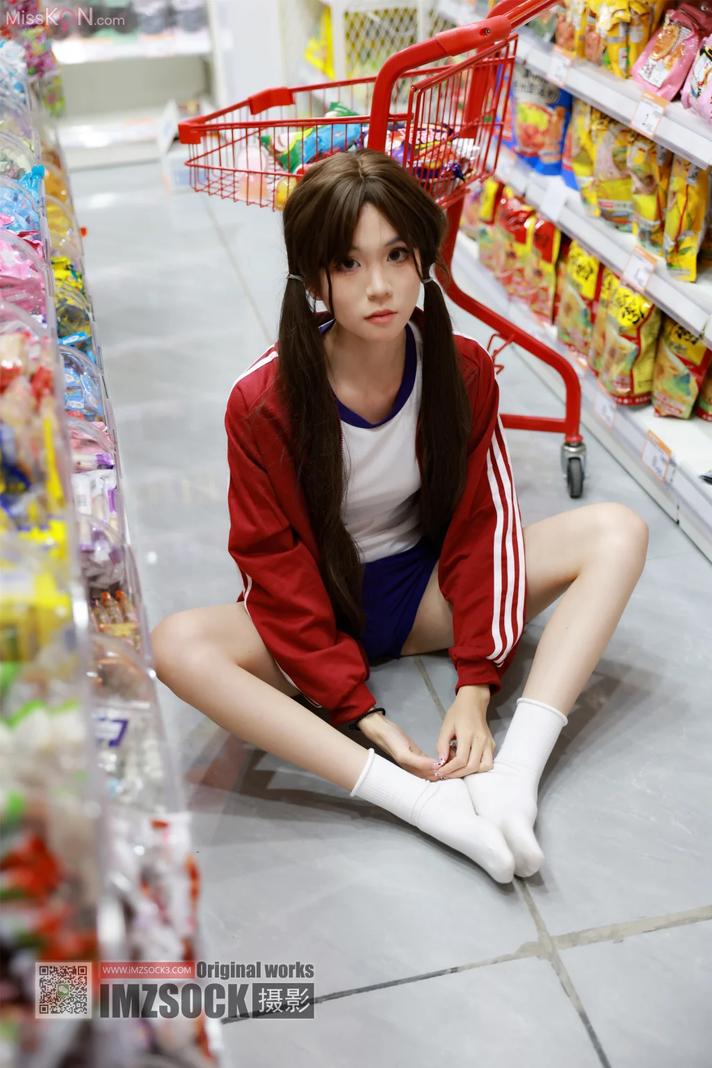 [MZSOCK爱美足] No.348 秋秋 (113 photos) – Page 2