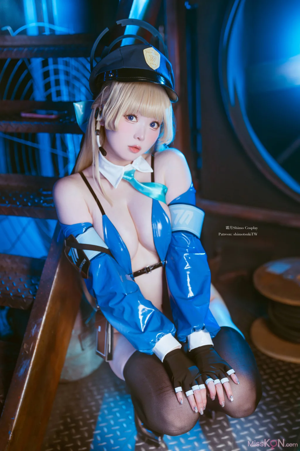 Coser@霜月shimo: Officer Toki (24 photos) – Page 2