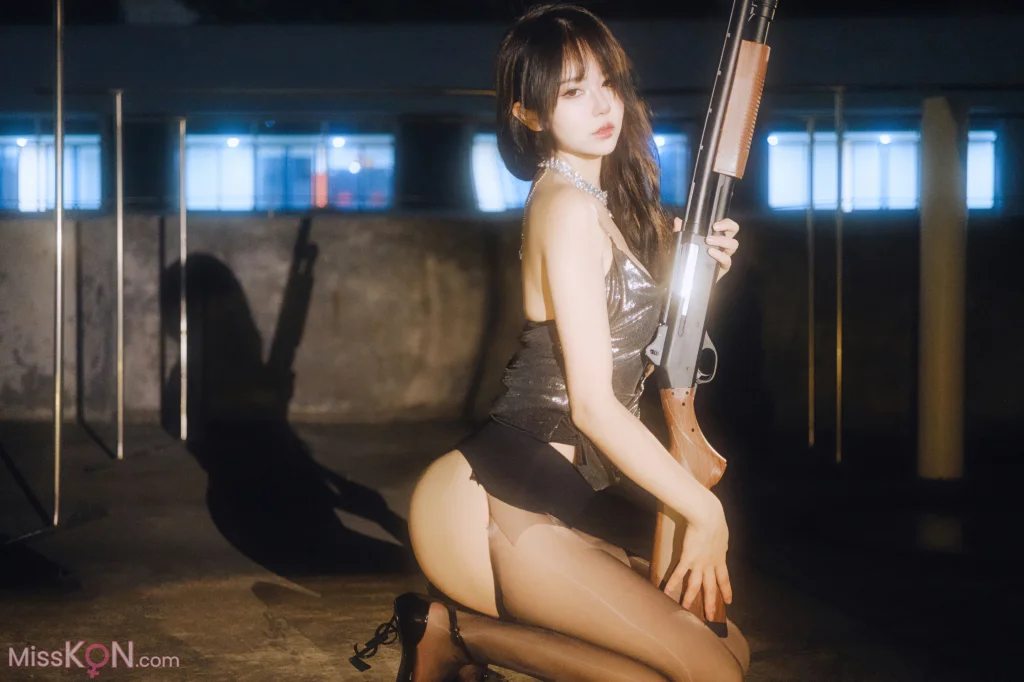 Coser@Tina很妖孽呀: 夜色连衣裙 (37 photos) – Page 2