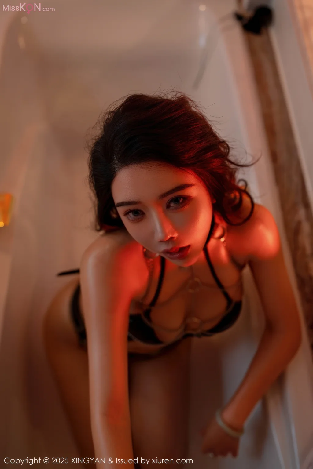 XingYan Vol.443: 李若汐 (69 photos)