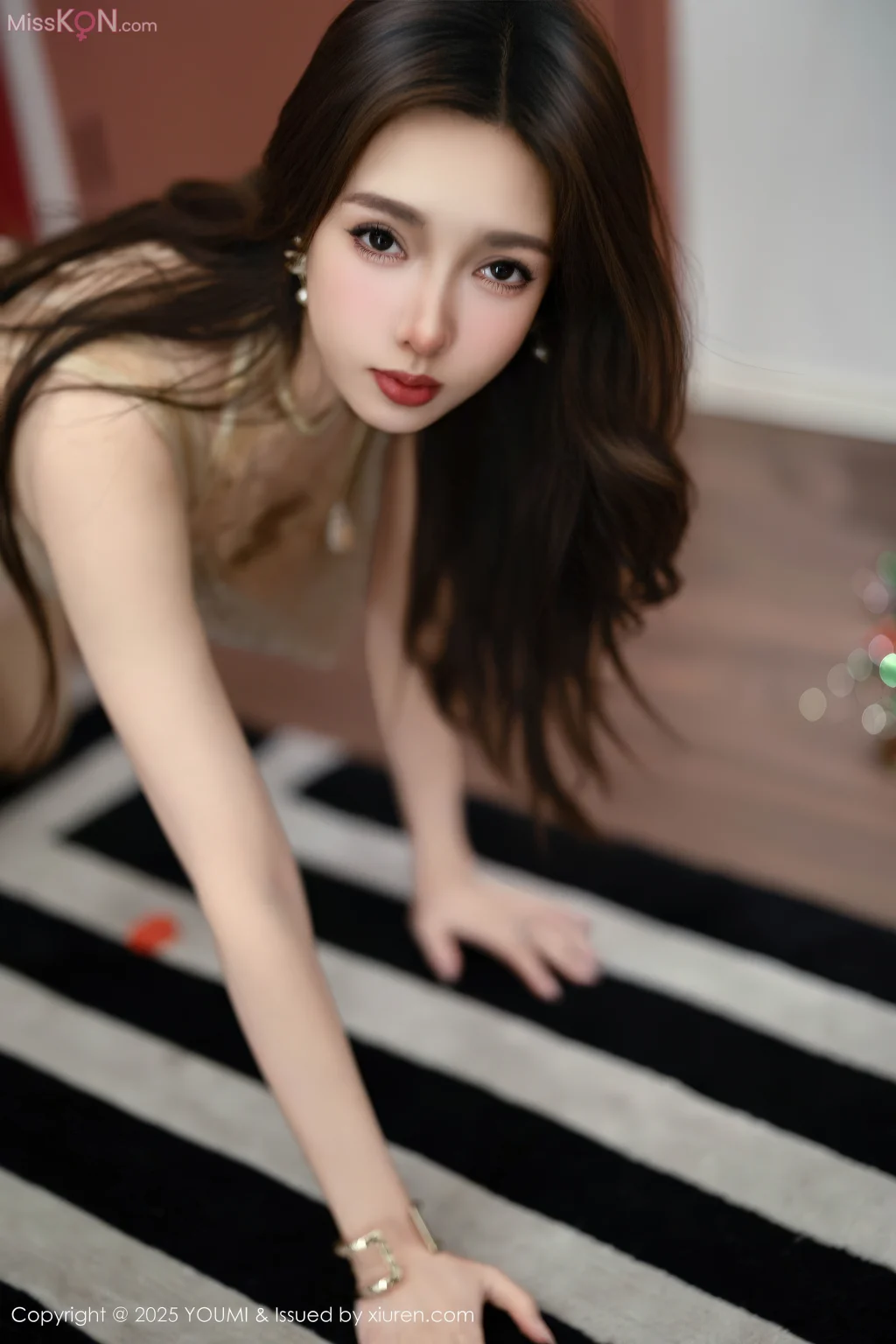 YouMi Vol.1191: 桃桃·夭夭twins (73 photos)