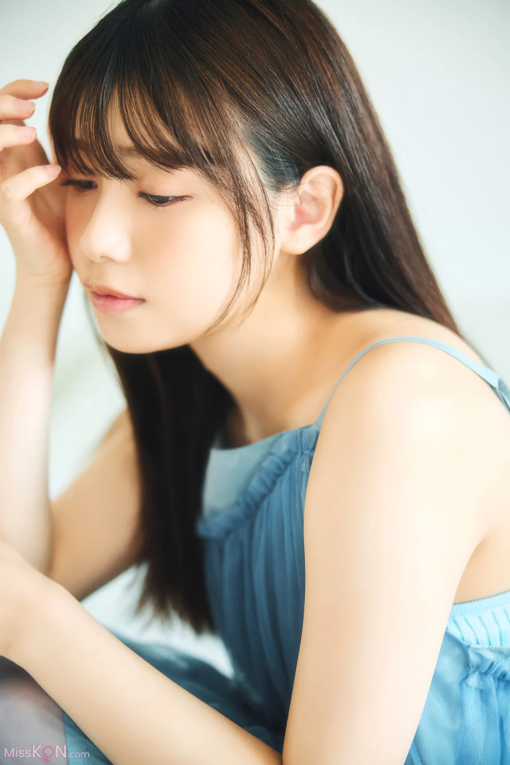 [JP] Akari Akase (あかせあかり): FLASHデジタル写真集 Pure (68 photos)