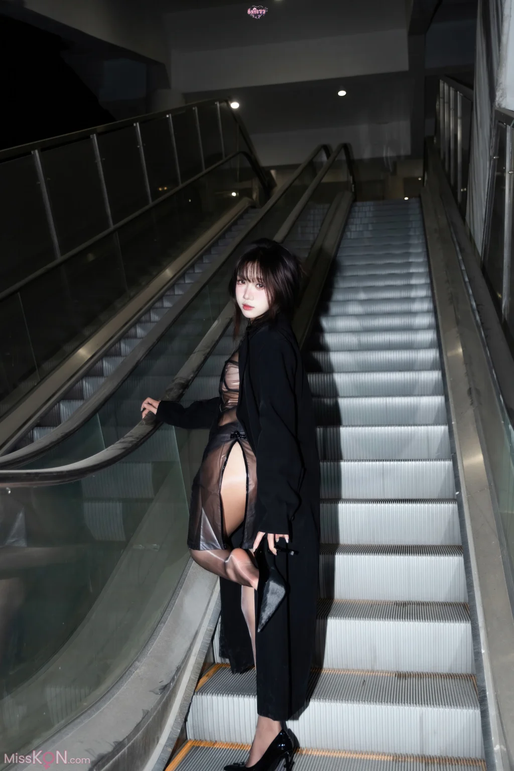 Coser@柒柒要乖哦: 午夜邂逅 (75 photos)