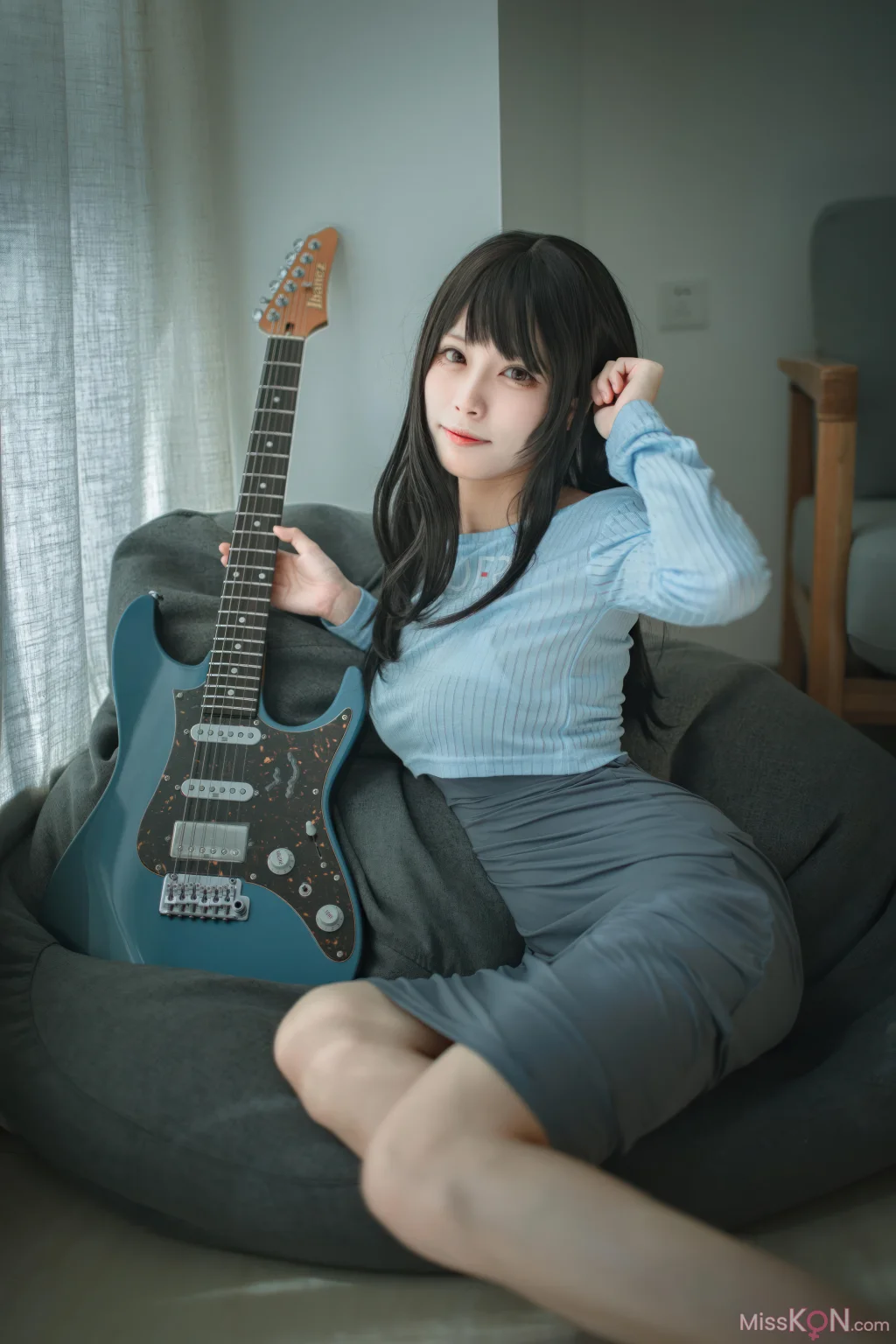 Coser@三無人型: 吉他妹妹 (24 photos)