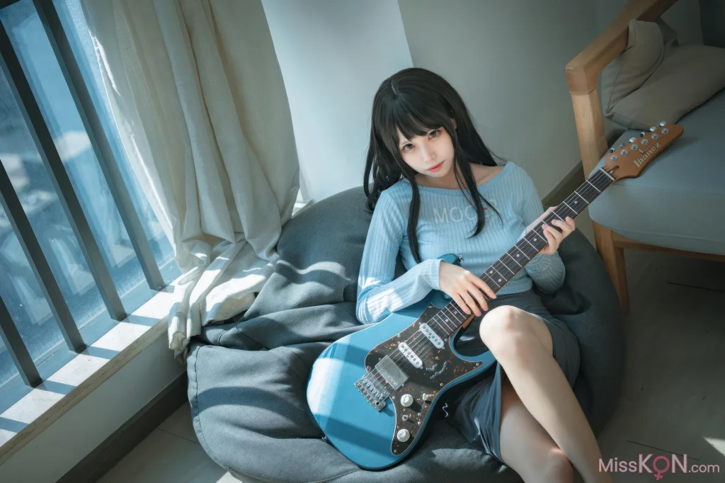 Coser@三無人型: 吉他妹妹 (24 photos) – Page 2