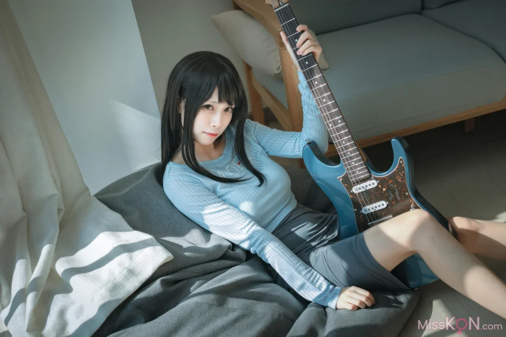 Coser@三無人型: 吉他妹妹 (24 photos) – Page 2