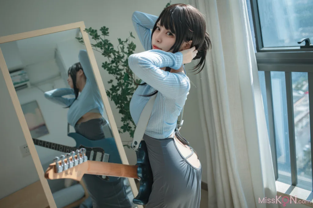 Coser@三無人型: 吉他妹妹 (24 photos) – Page 2