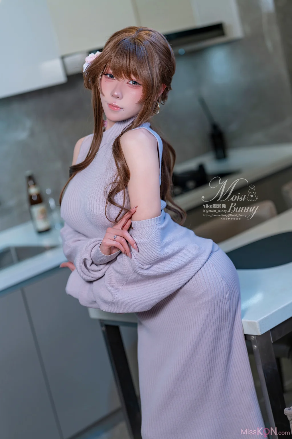 Coser@黏黏团子兔: 2026-01月作品 在丈夫身边 (124 photos + 3 videos) – Page 3