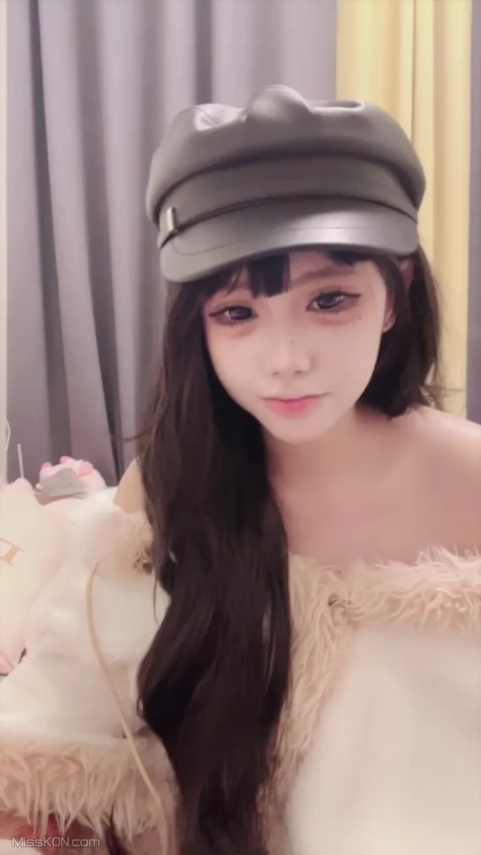 花开富贵: 现在的女孩子怎么都这么好看 (19 photos + 3 videos)