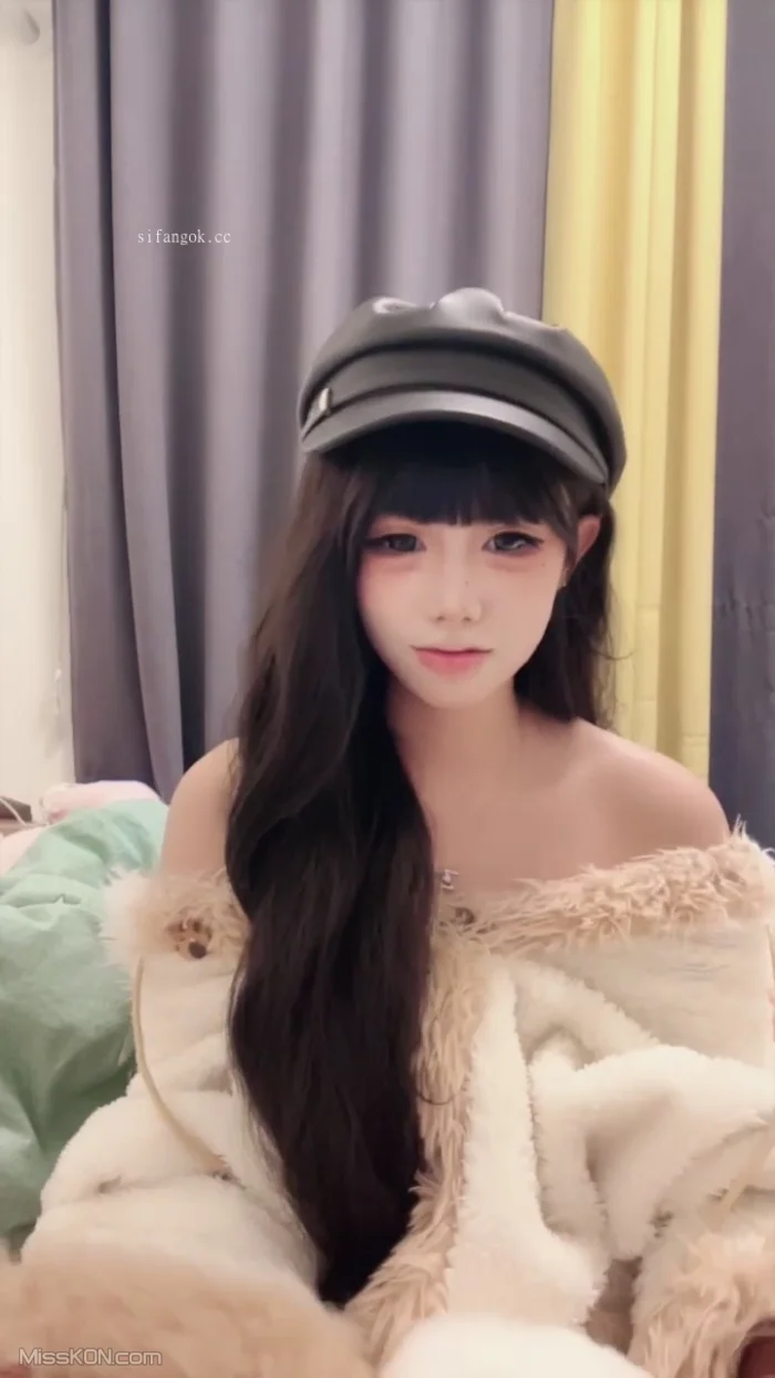 花开富贵: 现在的女孩子怎么都这么好看 (19 photos + 3 videos)