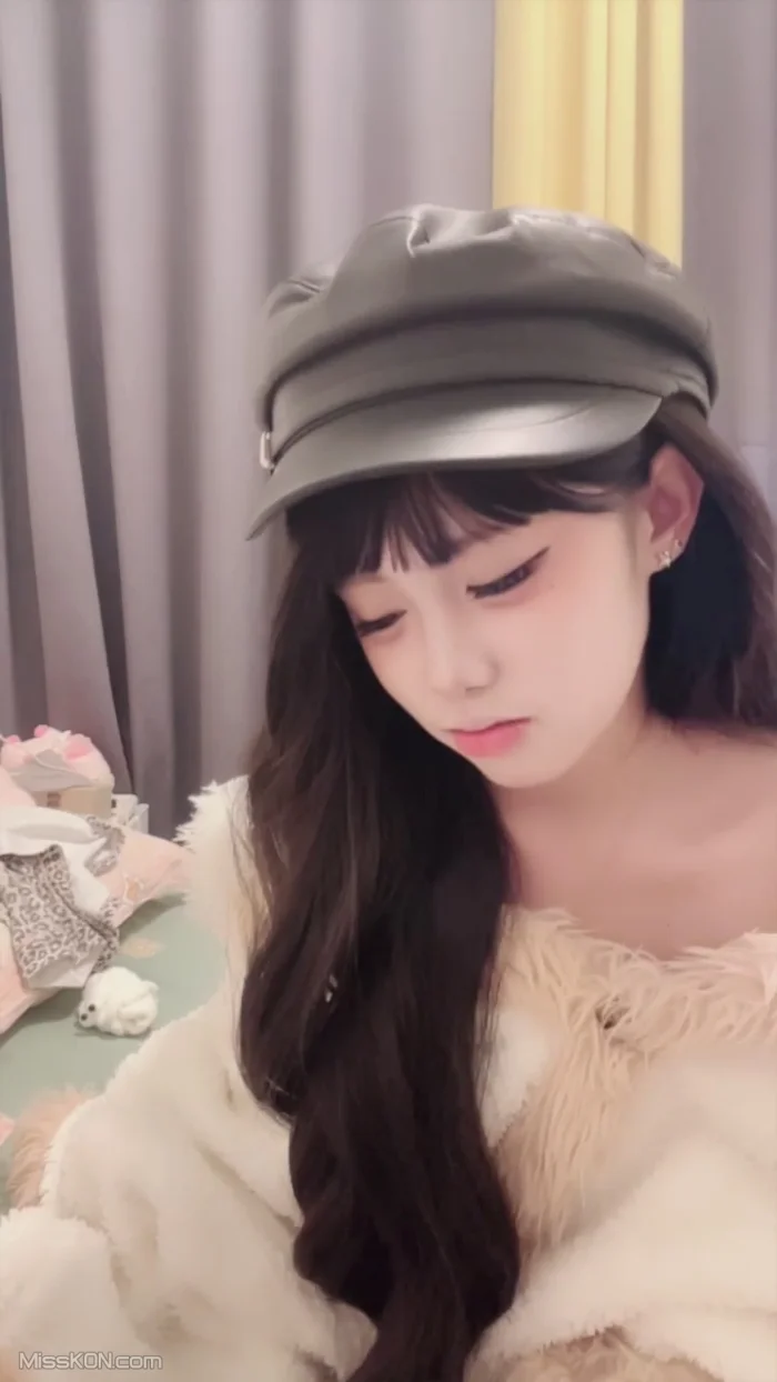 花开富贵: 现在的女孩子怎么都这么好看 (19 photos + 3 videos)