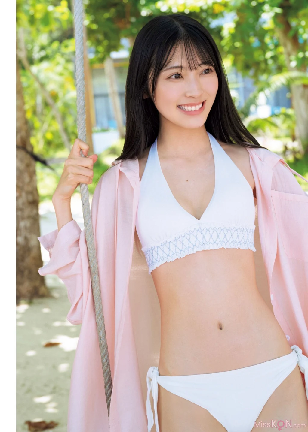 [JP] Airi Satō (佐藤綺星): 1st写真集『天使の反射角度』 (147 photos)