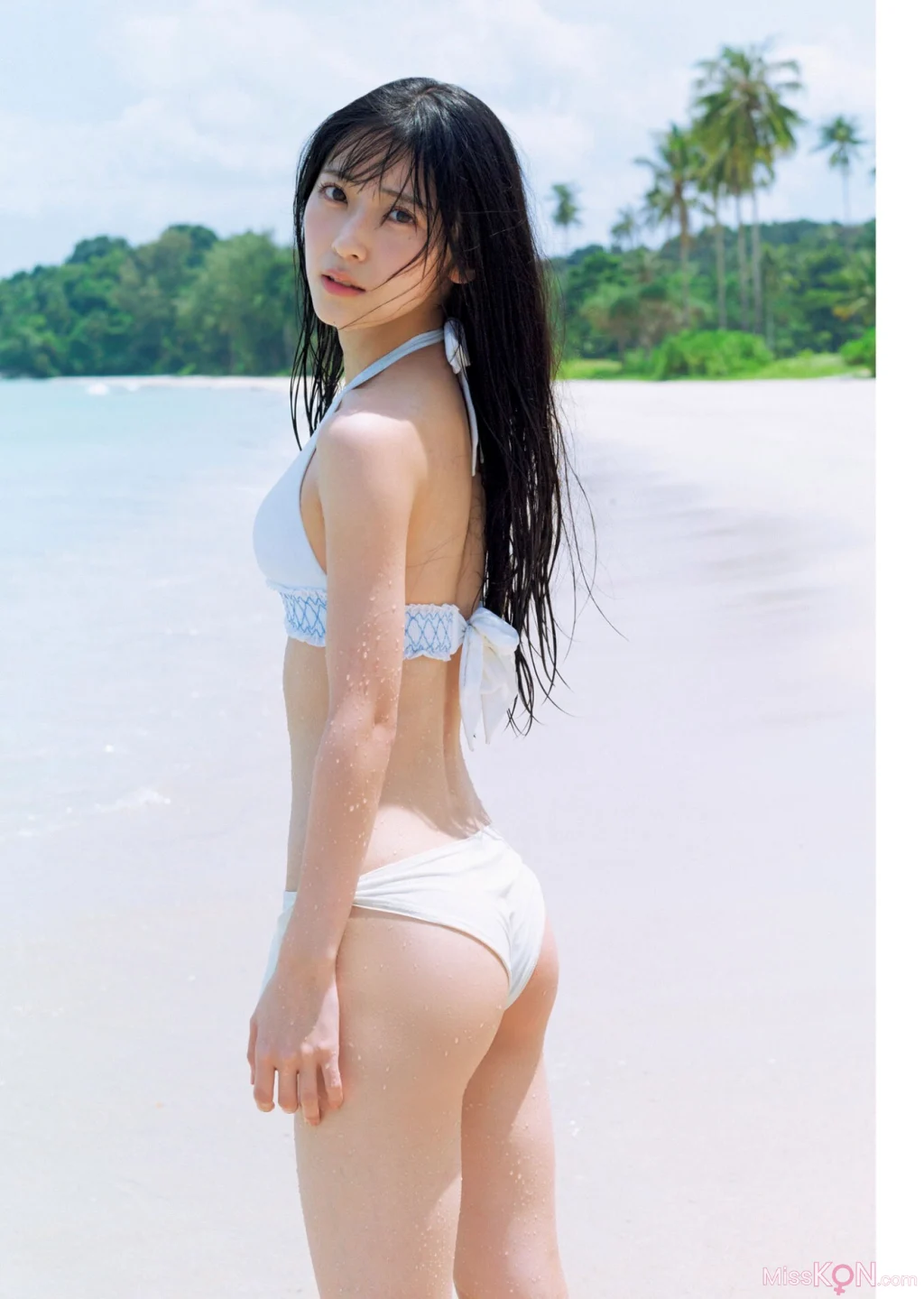 [JP] Airi Satō (佐藤綺星): 1st写真集『天使の反射角度』 (147 photos)