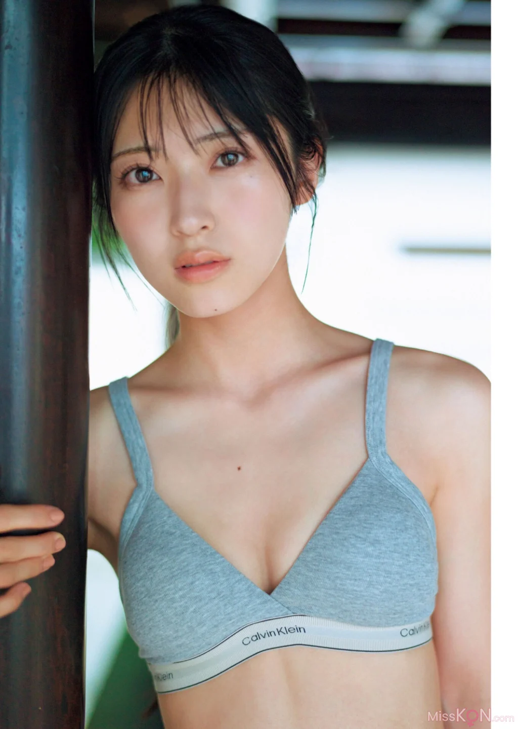 [JP] Airi Satō (佐藤綺星): 1st写真集『天使の反射角度』 (147 photos) – Page 2