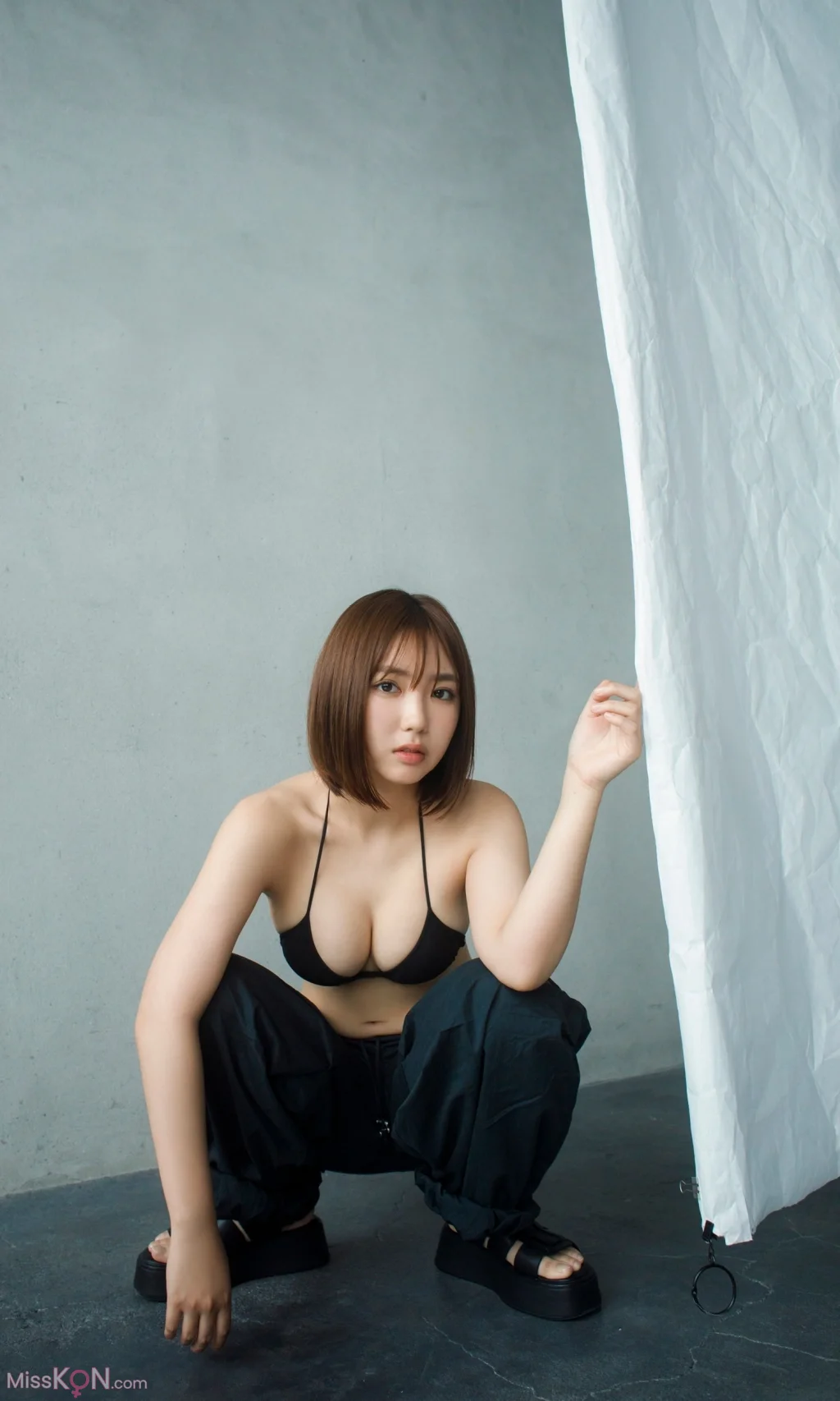 [JP] Sawaguchi Aika (沢口愛華):『週プレ プラス！』アザーカット集「新東京亜熱帯～prologue～」 (週プレ PHOTO BOOK) (64 photos) – Page 3