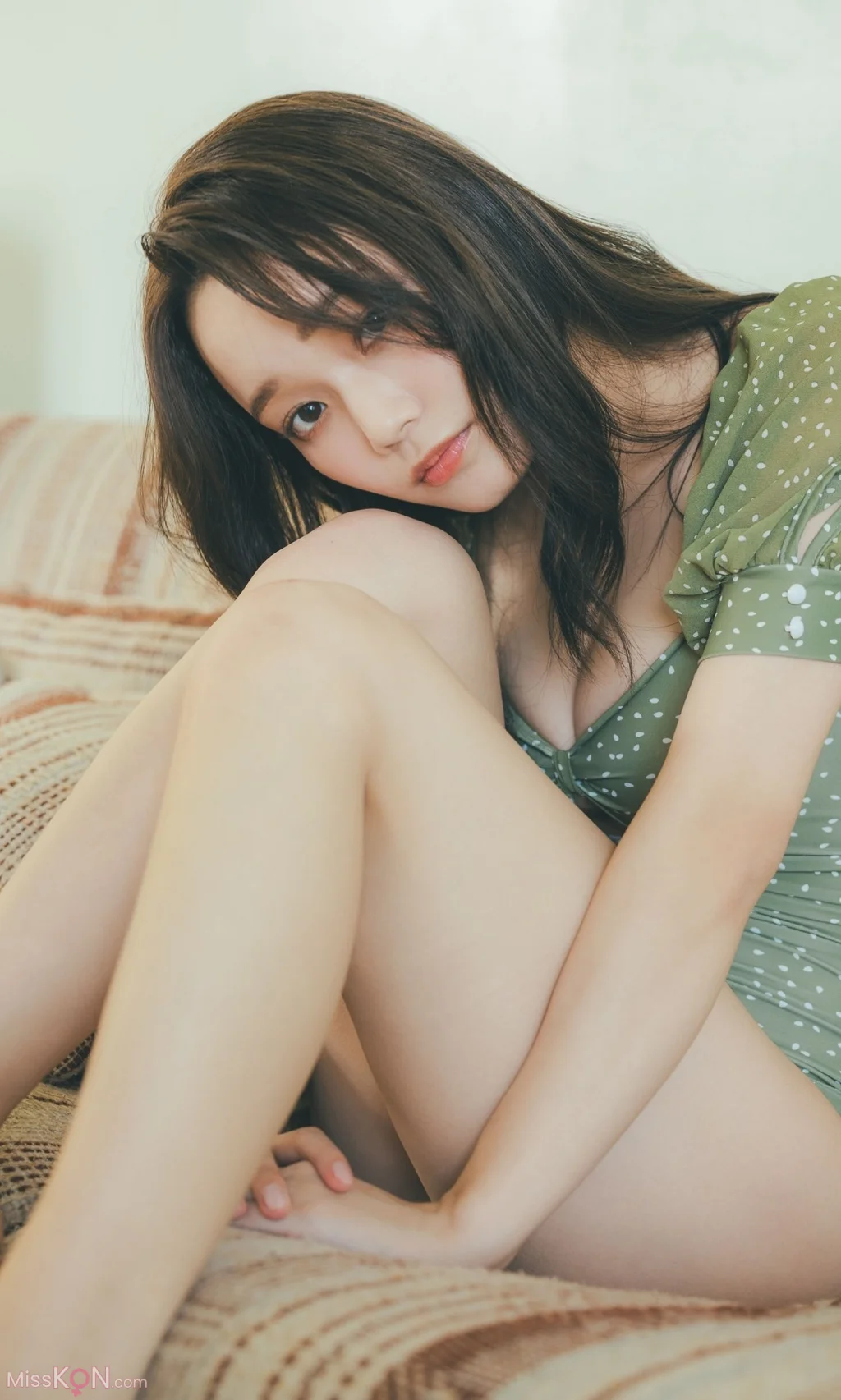 [JP] 青戸しの:【デジタル限定】写真集「WHITE and・・・」 週プレ PHOTO BOOK (63 photos) – Page 3