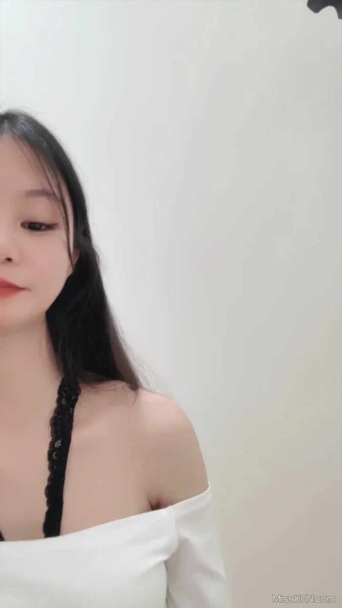 坚果的壳: 最美的身材 (26 photos + 2 videos)