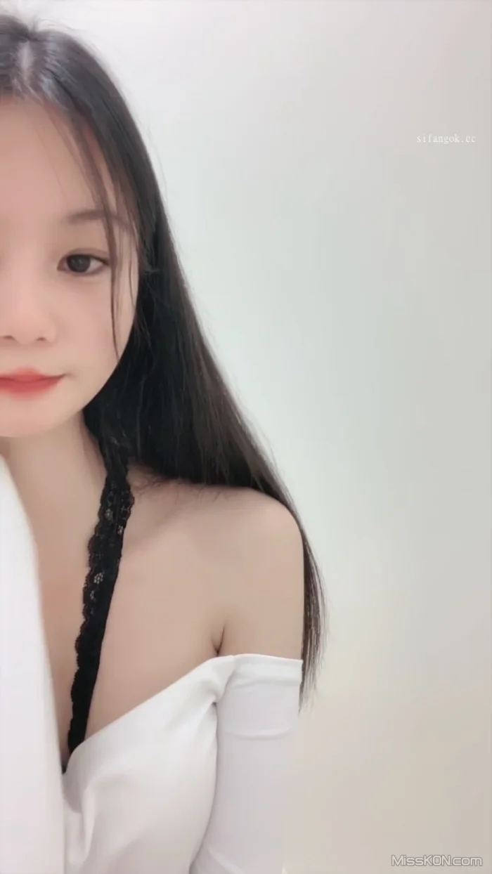 坚果的壳: 最美的身材 (26 photos + 2 videos)