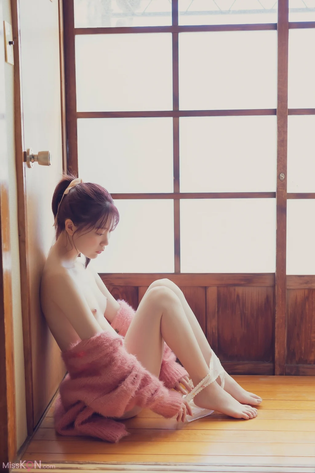 [JP] Mio Ishikawa (石川澪): FRIDAYデジタル写真集 Candy Pink Vol.3 100ページ超豪華版 (131 photos)