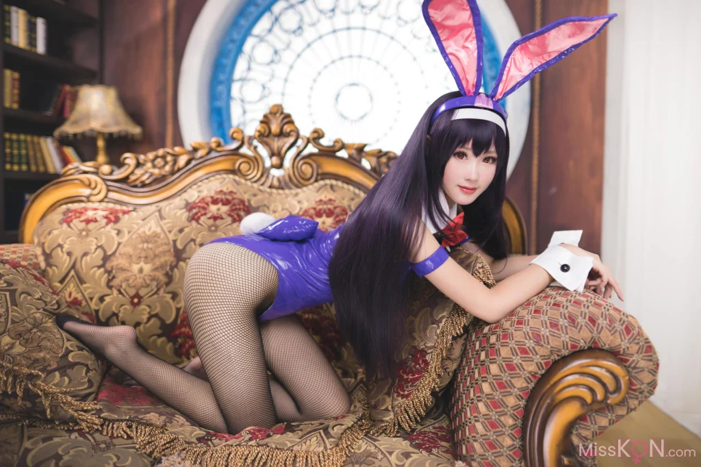Coser@羽生三未: 霞之丘诗羽兔女郎 (37 photos)