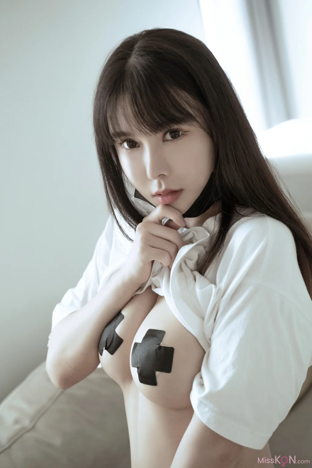 Coser@小仓千代w: 同屋女姉 (65 photos)