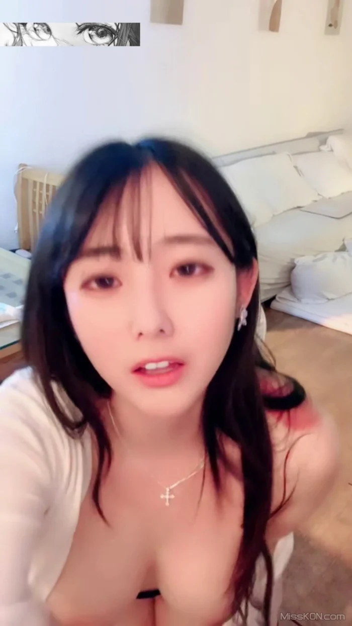 小狐狸: 娇娇嗲嗲的 声优小魅魔巨乳肥臀 (27 photos + 2 videos) – Page 2