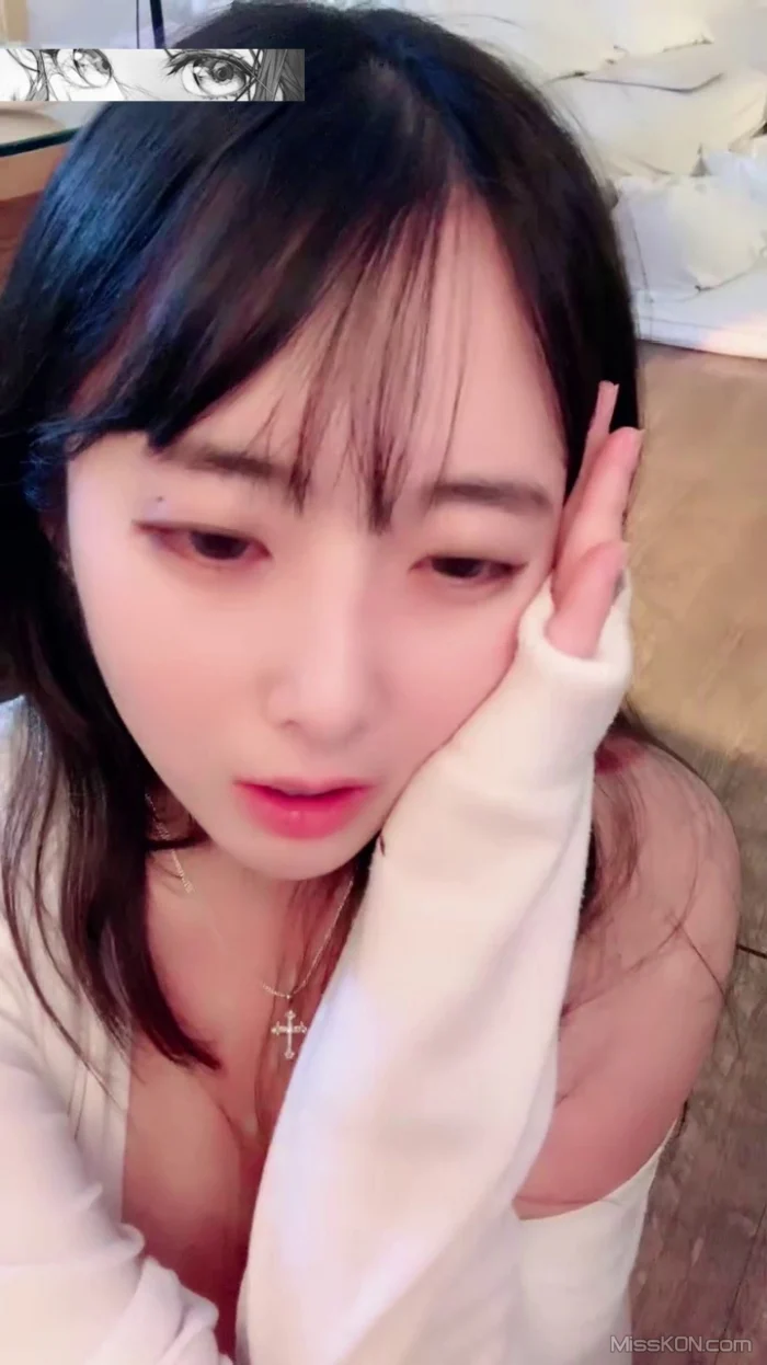 小狐狸: 娇娇嗲嗲的 声优小魅魔巨乳肥臀 (27 photos + 2 videos) – Page 2