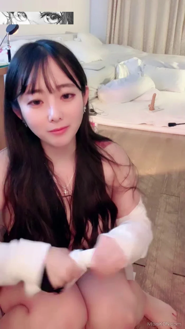 小狐狸: 娇娇嗲嗲的 声优小魅魔巨乳肥臀 (27 photos + 2 videos) – Page 2