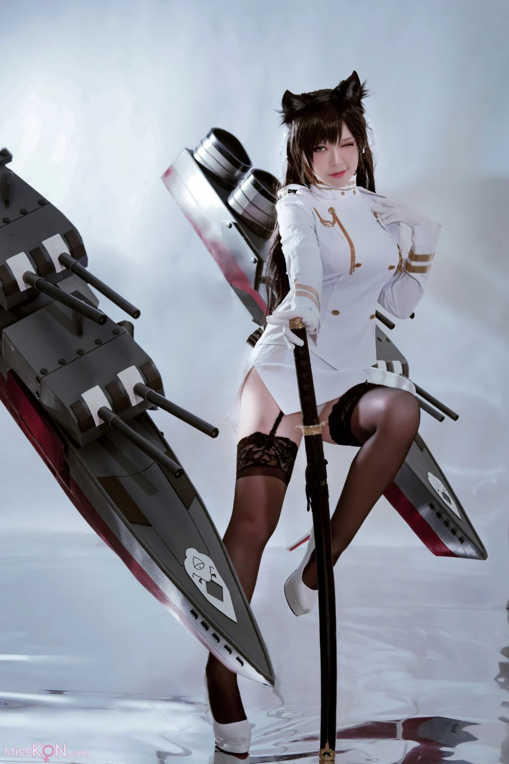 Coser@半半子: 爱宕 (45 photos)