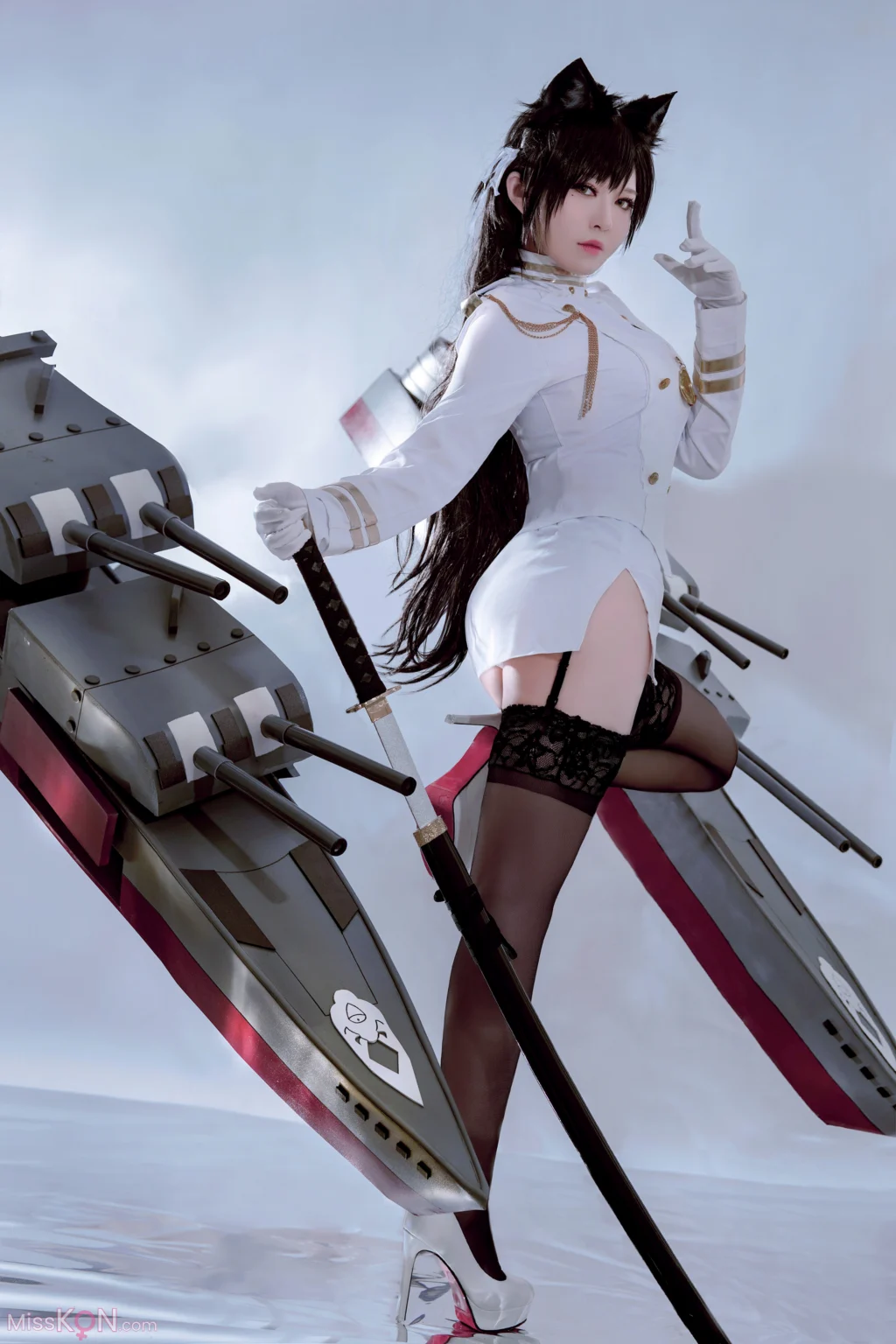 Coser@半半子: 爱宕 (45 photos)