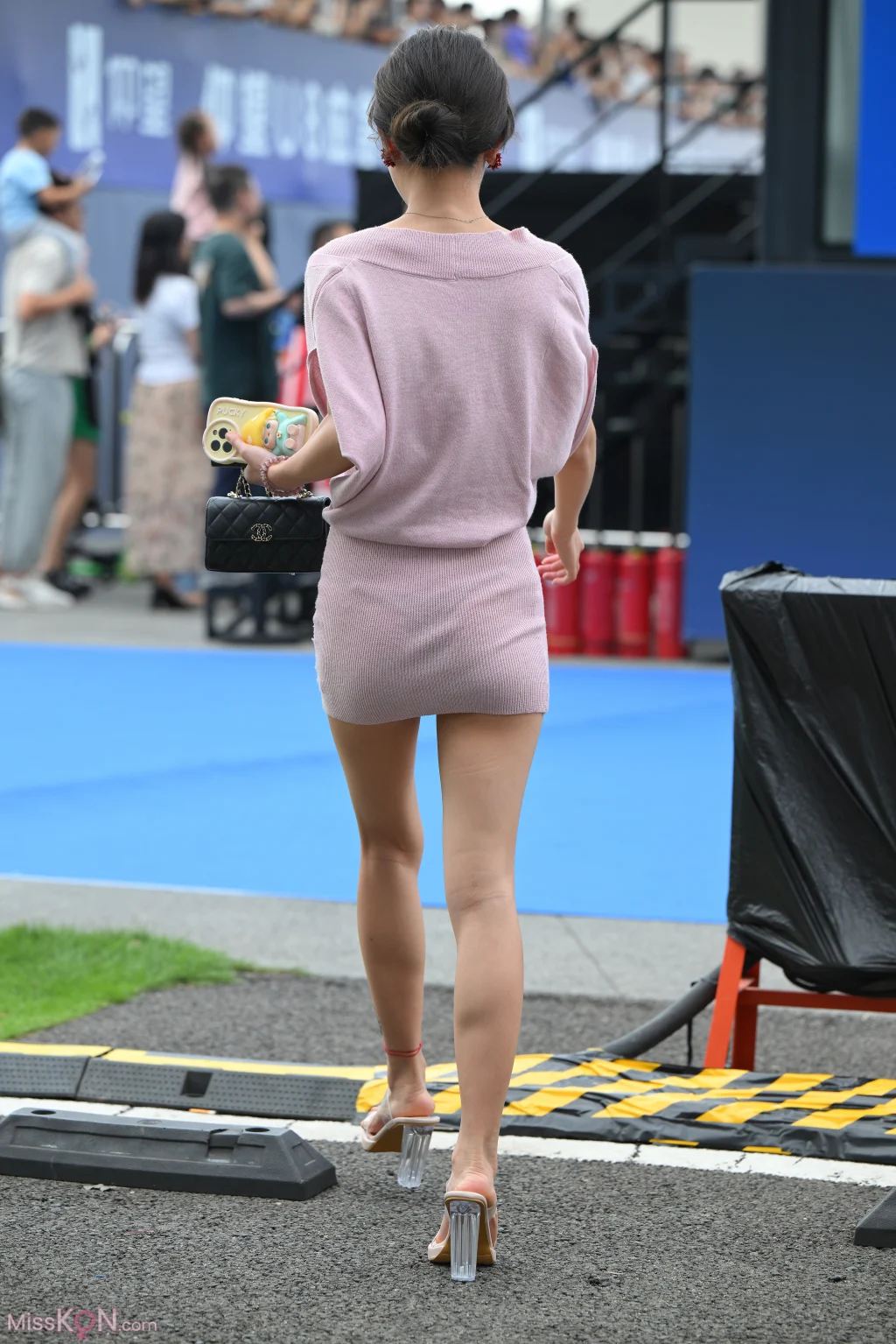 [精选街拍作品] No.5011: 性感小姐姐 (82 photos) – Page 2