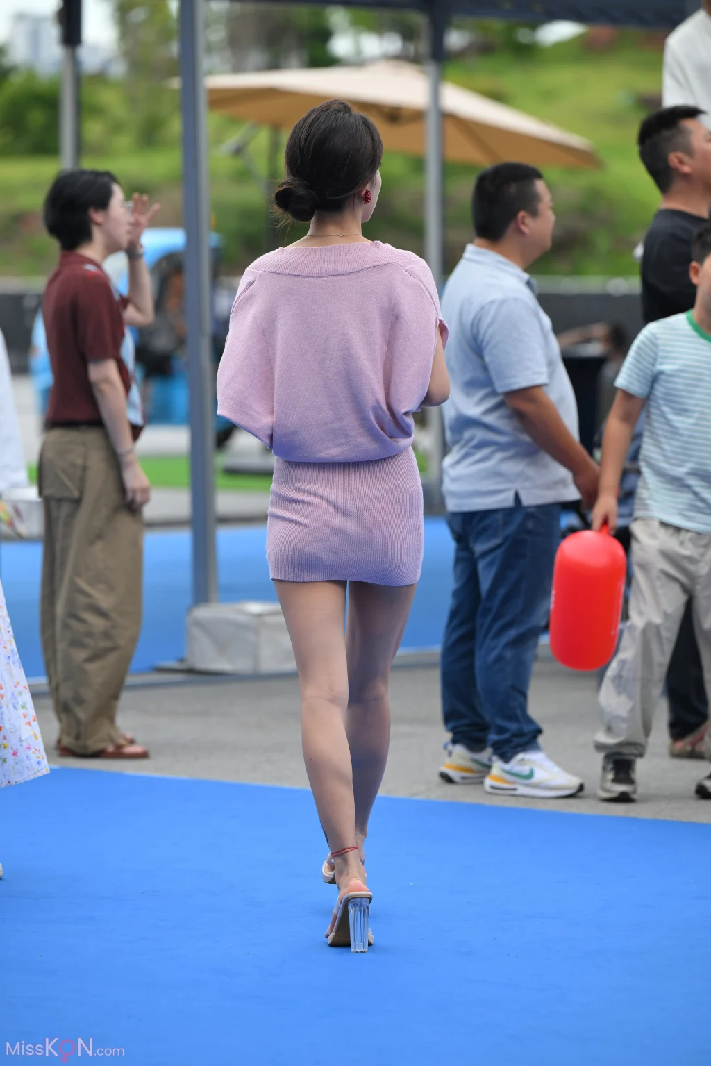 [精选街拍作品] No.5011: 性感小姐姐 (82 photos) – Page 2