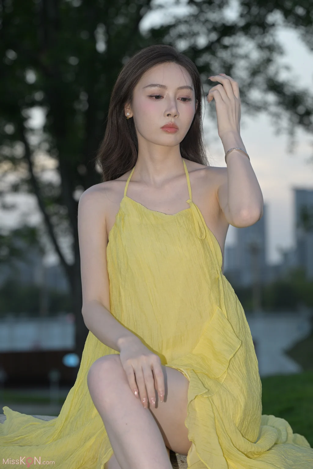 [精选街拍作品] No.5012: S级车模的福音 (270 photos)