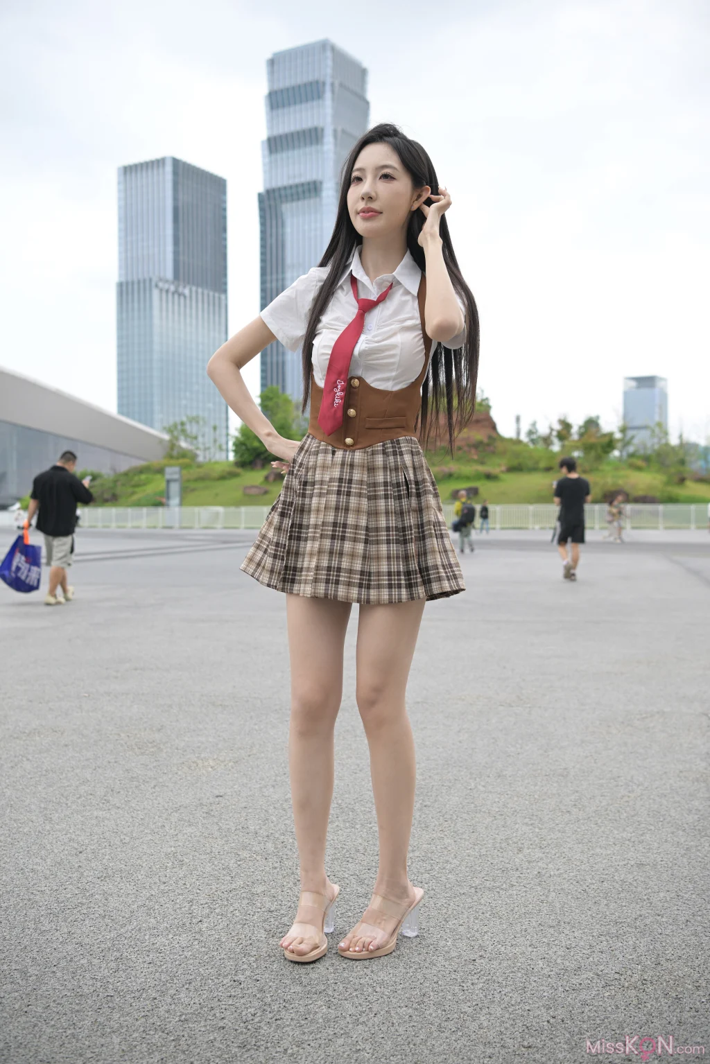 [精选街拍作品] No.5013: 二合一美腿 (362 photos) – Page 2