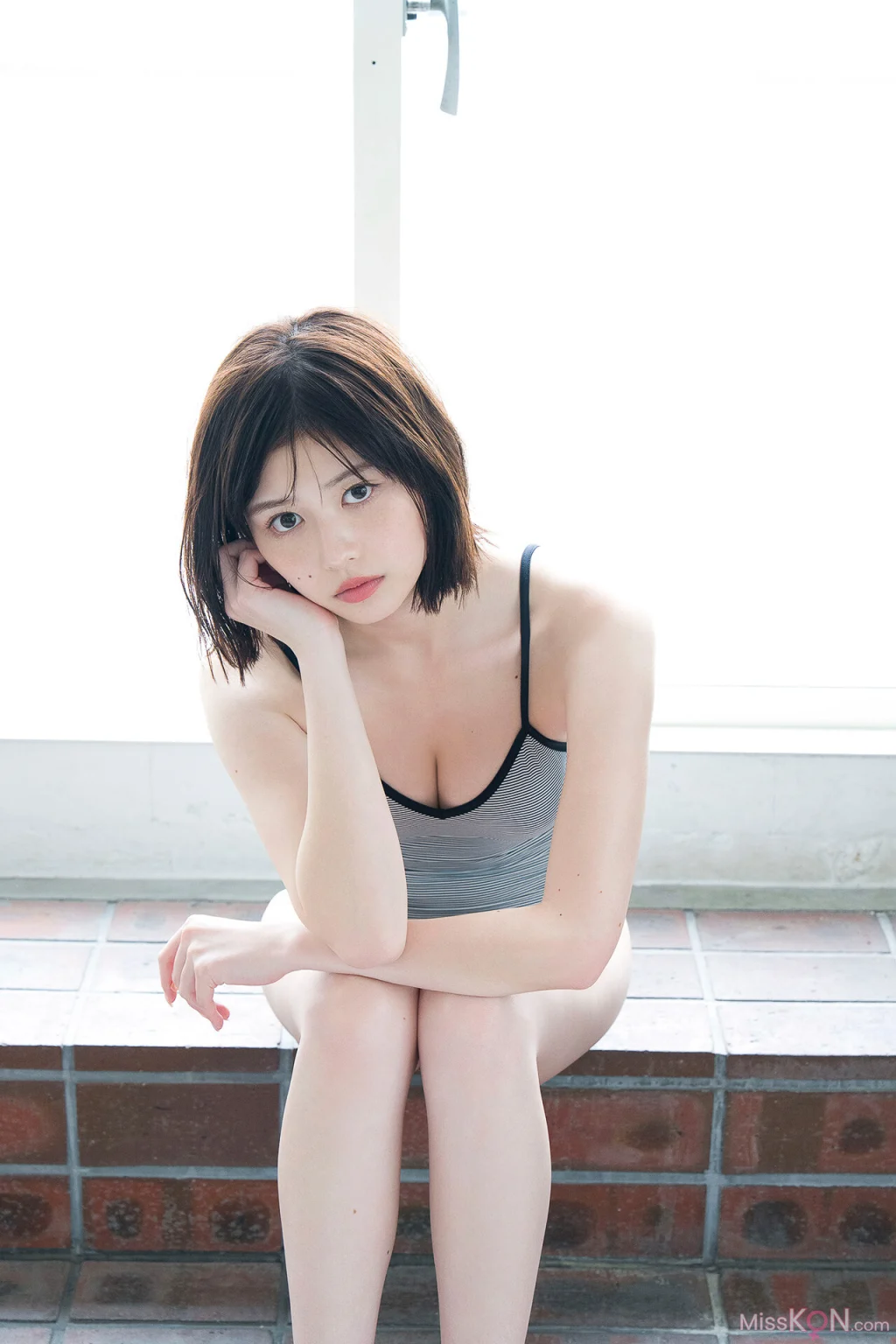 [JP] Yuzuha Saeki (冴木柚葉): FLASHデジタル写真集 Lumiere (83 photos) – Page 2