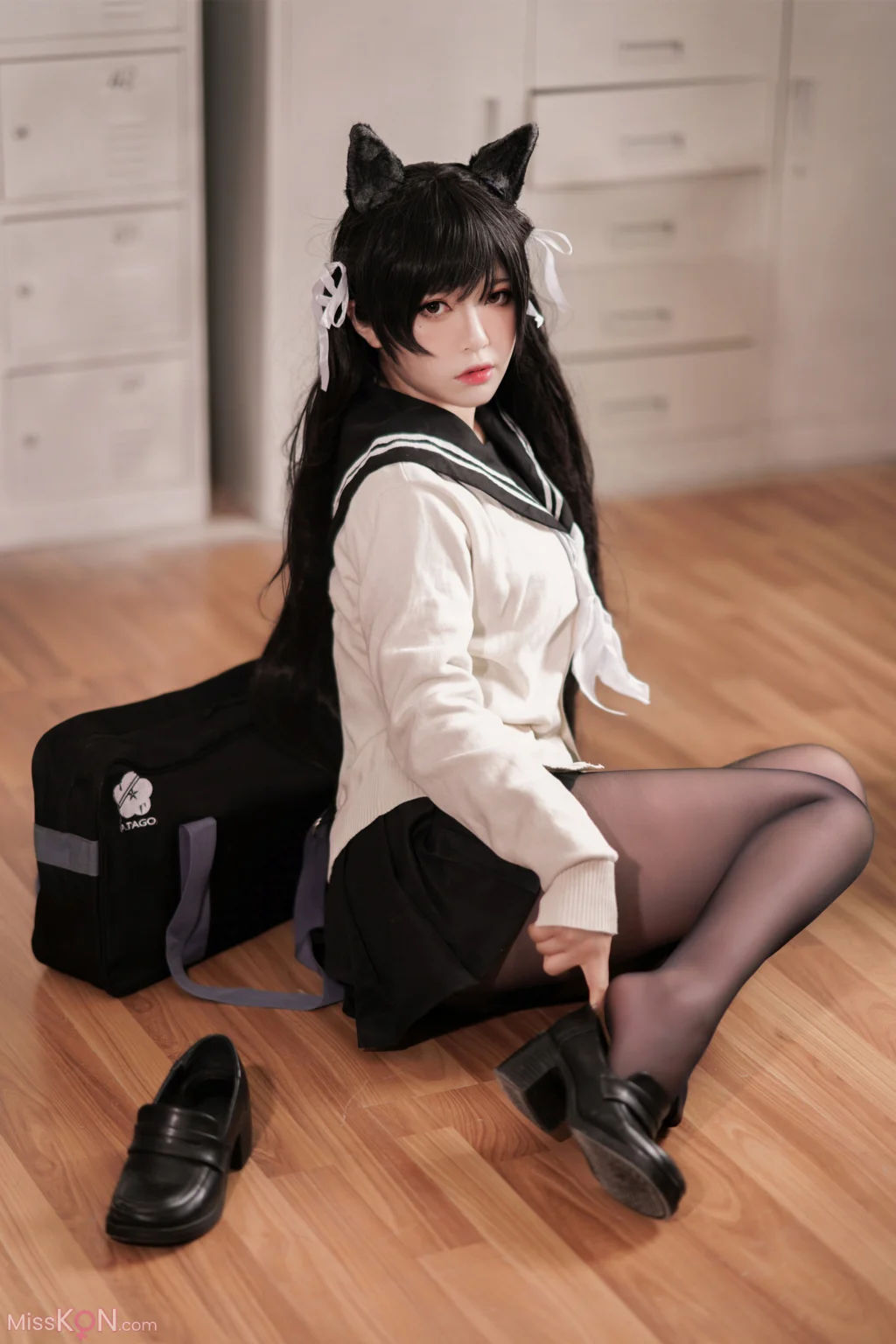 Coser@半半子: 爱宕 学园幻想曲 (25 photos)