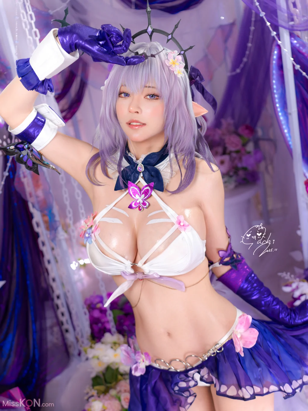 Coser@Machi馬吉: 水着 聖女の裏の危ない姿 第一弾 (51 photos)