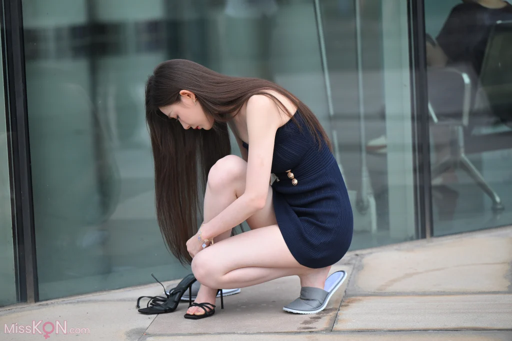 [精选街拍作品] No.5017: 美腿美足网红敏敏 (220 photos) – Page 2