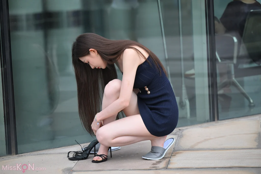 [精选街拍作品] No.5017: 美腿美足网红敏敏 (220 photos) – Page 2
