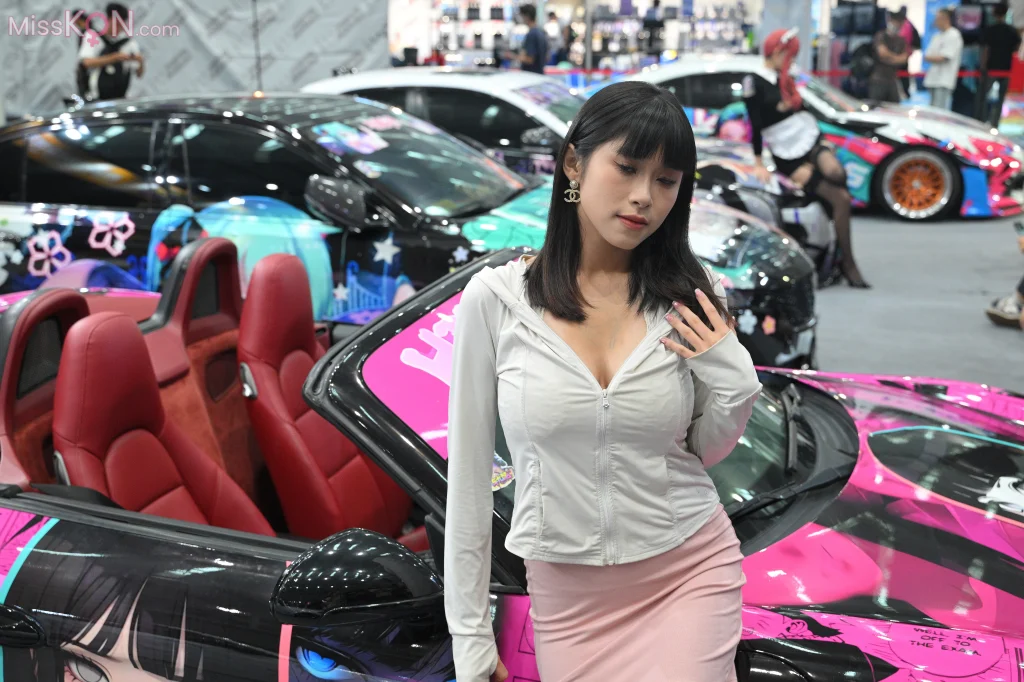 [精选街拍作品] No.5019: 香车美人 (139 photos) – Page 2