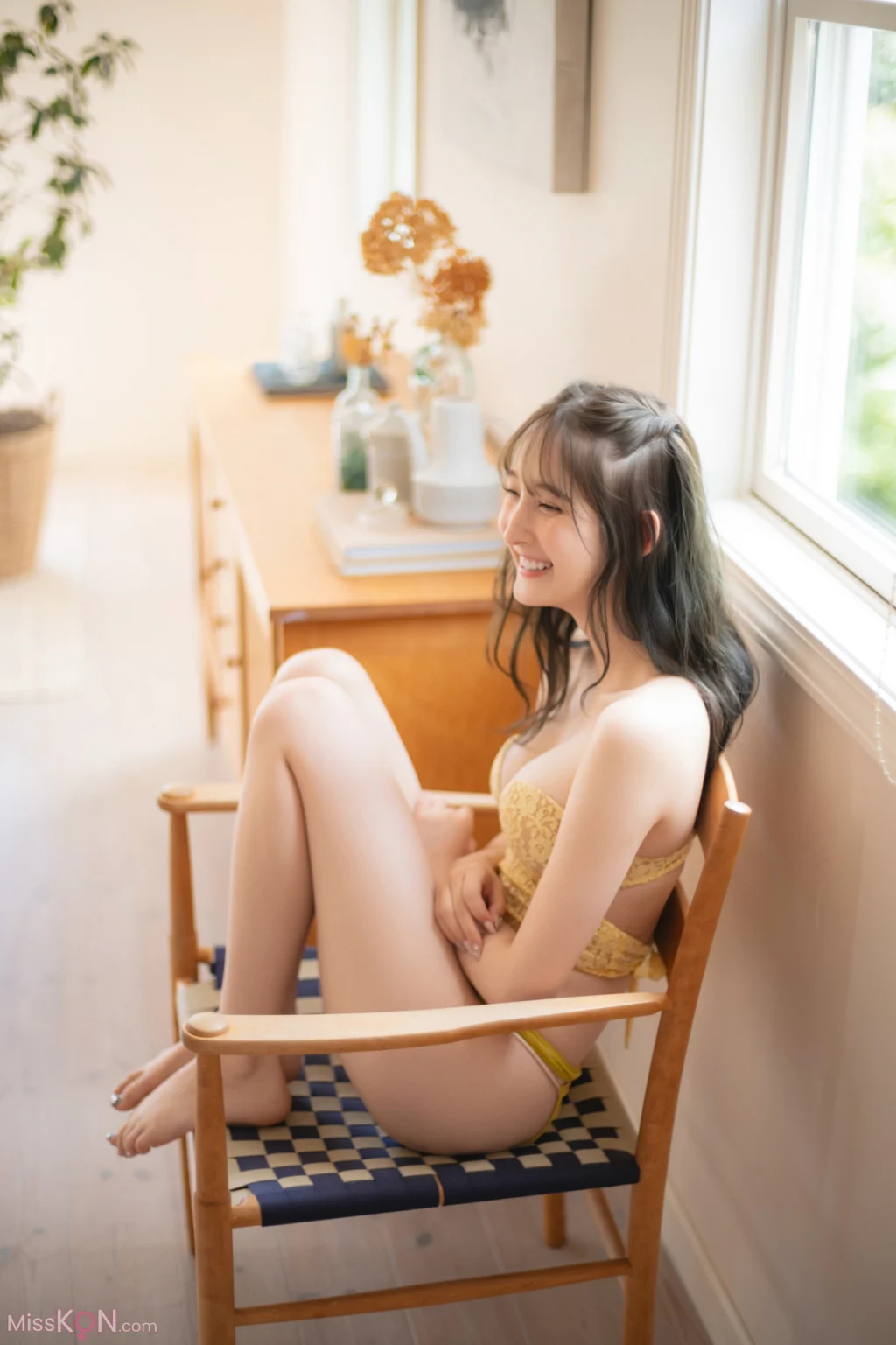 [JP] Cecile Nana (菜那セシル): FRIDAYデジタル写真集 ハタチのトキメキ (90 photos)