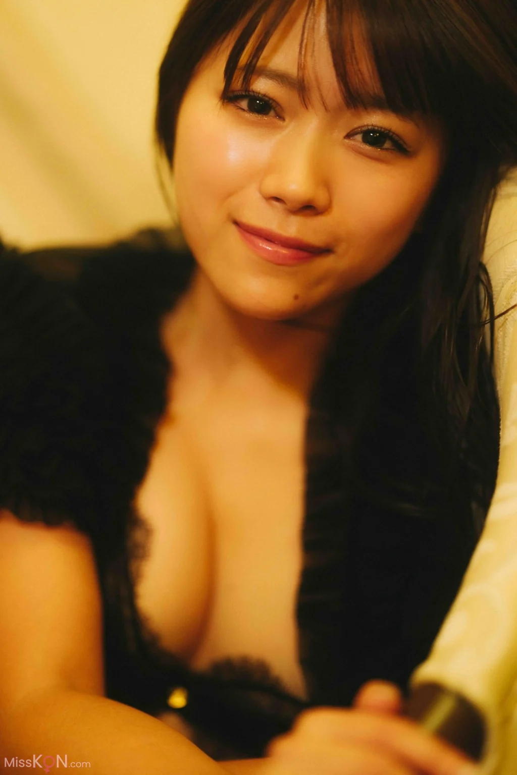 [JP] Suzuran Yamauchi (山内鈴蘭): FRIDAYデジタル写真集 艶やかに咲く。 (125 photos) – Page 3